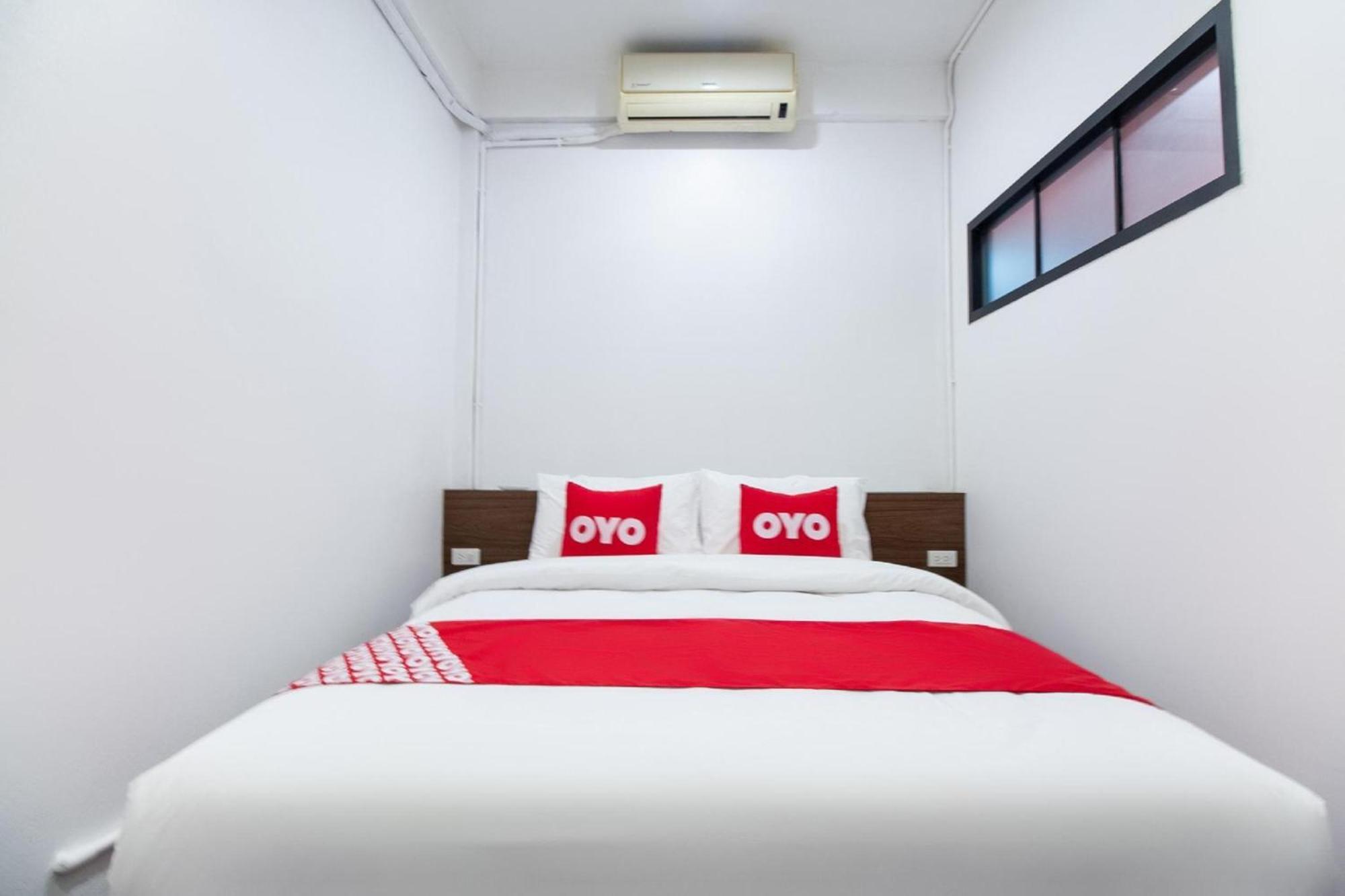 Kudi Hostel Bangkok Exterior photo