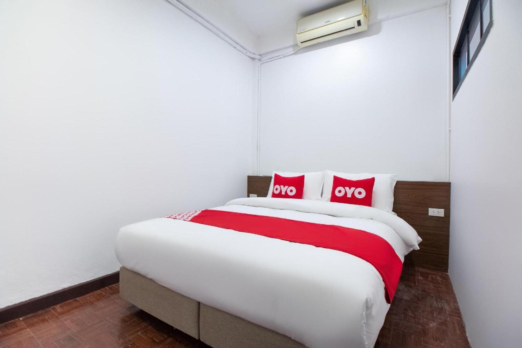 Kudi Hostel Bangkok Exterior photo